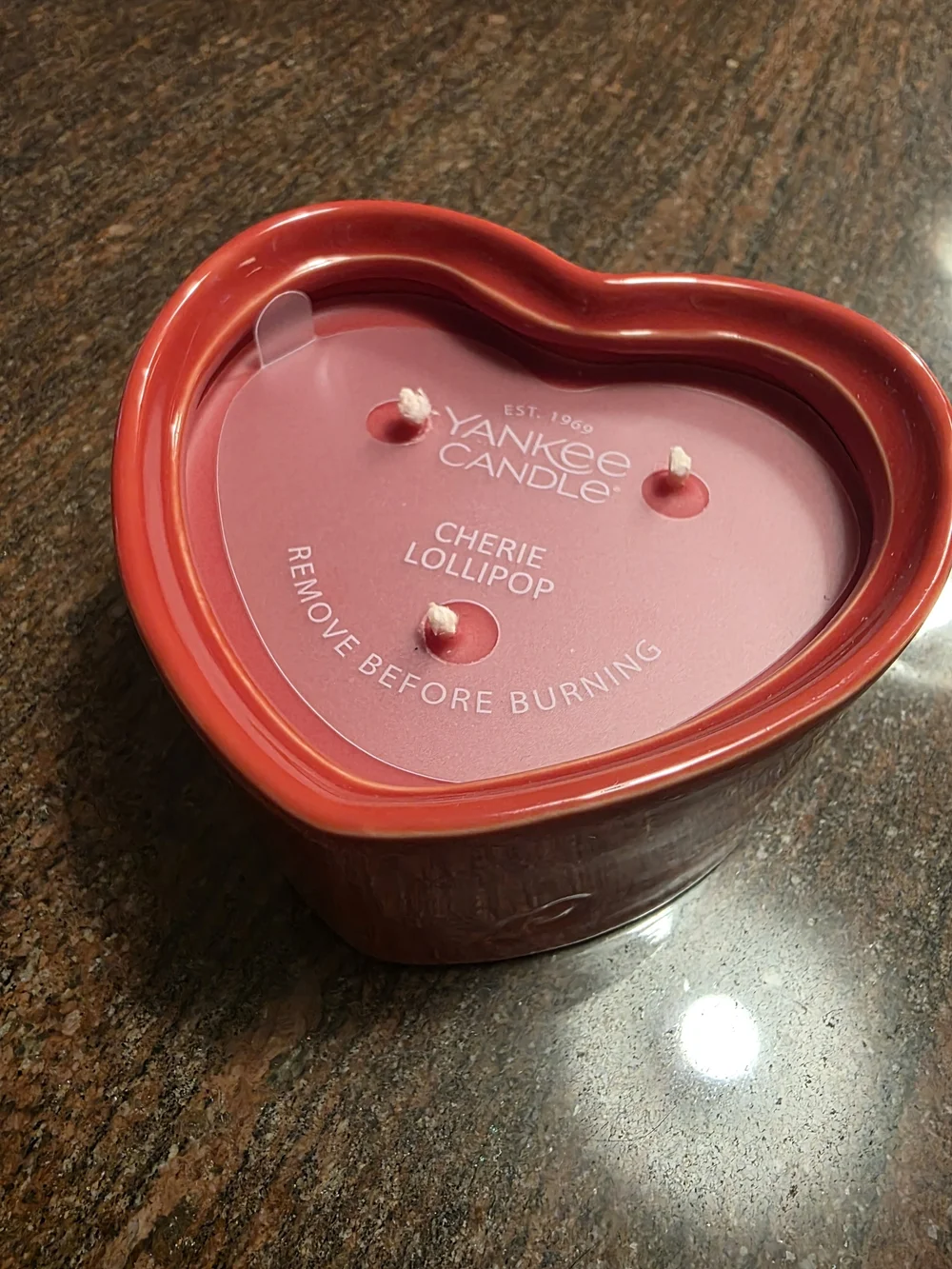 Yankee Candle Cherie Lollipop Heart Candle - Red